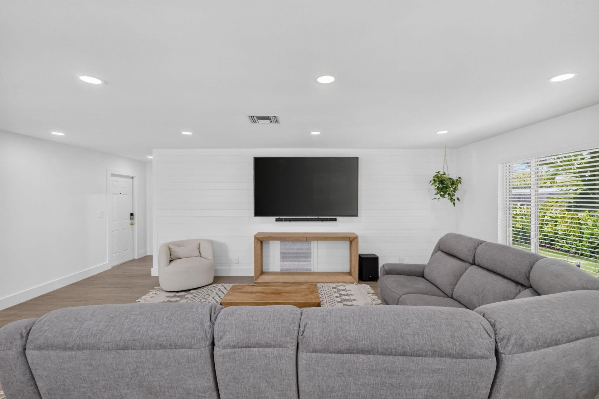 617 Heron Drive, Delray Beach, FL 33444 Photo