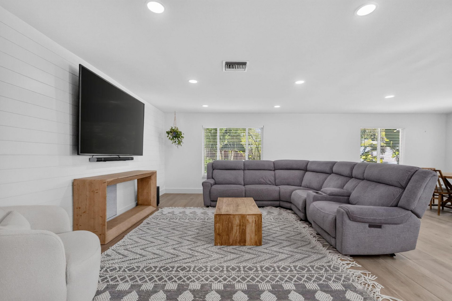 617 Heron Drive, Delray Beach, FL 33444 Photo