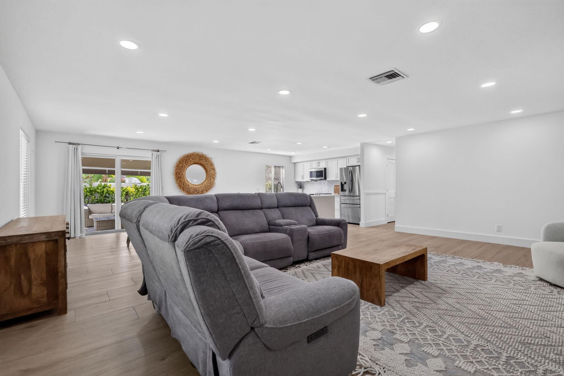 617 Heron Drive, Delray Beach, FL 33444 Photo