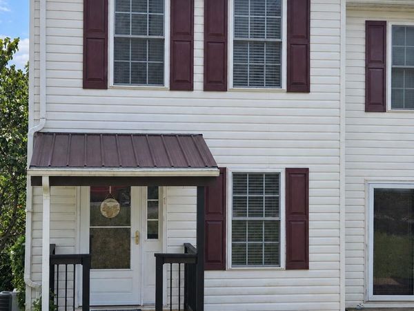 20 Tulip Grove Circle, Unit Apt 1, Bristol, TN 37620