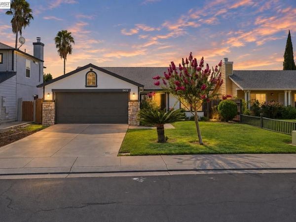 2422 Presidente St, Stockton, CA 95210