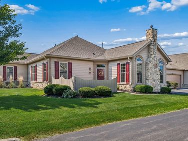 8848 Linksway Drive, Powell, OH 43065