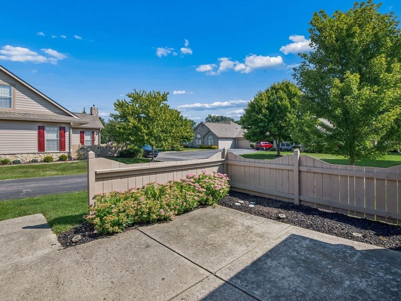 8848 Linksway Drive, Powell, OH 43065 Photo 4
