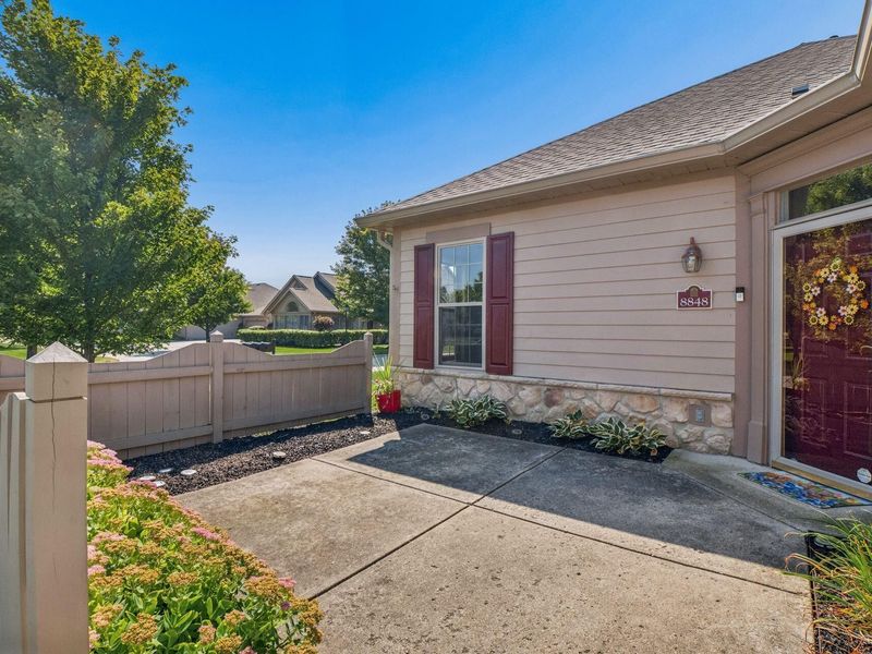 8848 Linksway Drive, Powell, OH 43065 Photo 6