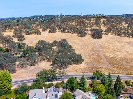 Silva Valley Pkwy, El Dorado Hills, CA 95762 Photo