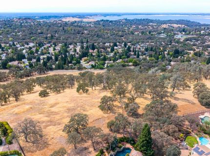 Silva Valley Pkwy, El Dorado Hills, CA 95762 Photo
