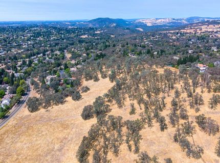 Silva Valley Pkwy, El Dorado Hills, CA 95762 Photo