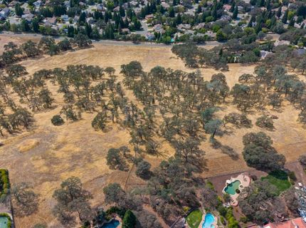 Silva Valley Pkwy, El Dorado Hills, CA 95762 Photo