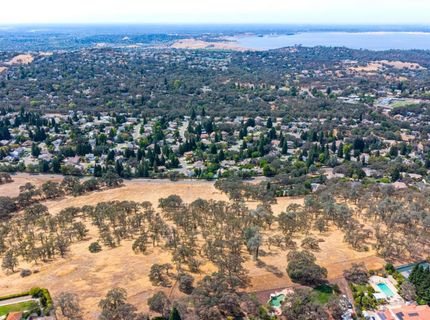 Silva Valley Pkwy, El Dorado Hills, CA 95762 Photo