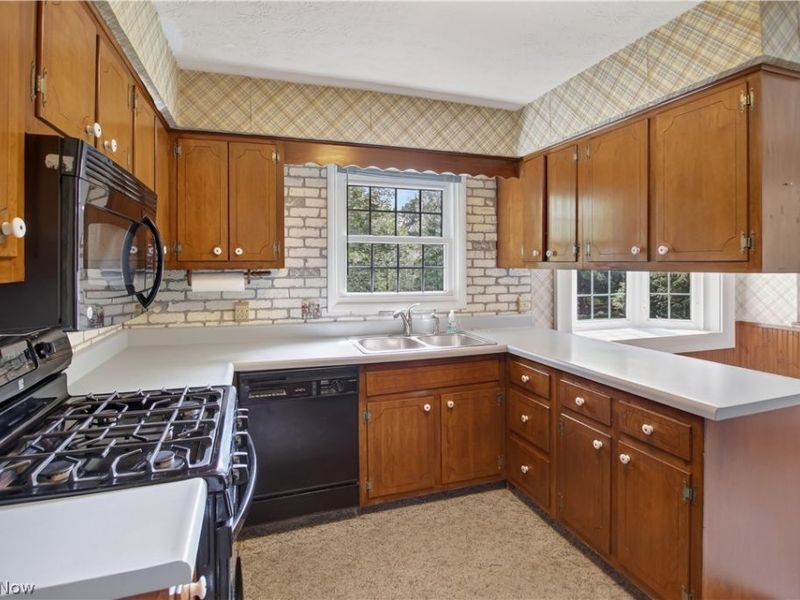33400 Wagon Wheel Drive, Solon, OH 44139 Photo 10
