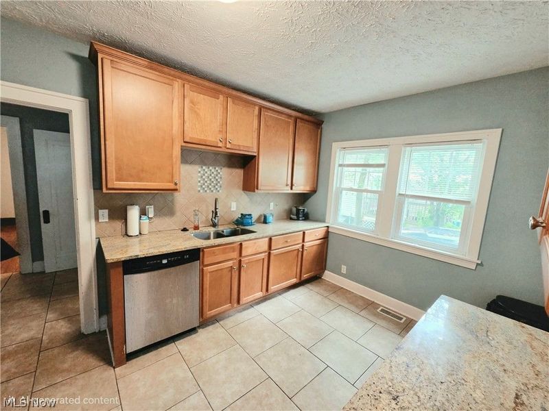 3567 Antisdale Avenue, Cleveland Heights, OH 44118 Photo 6