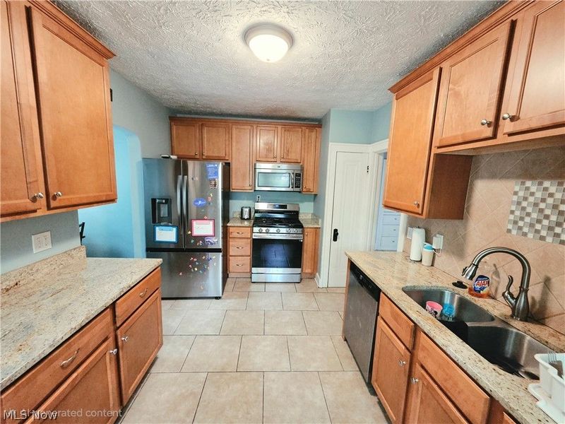 3567 Antisdale Avenue, Cleveland Heights, OH 44118 Photo 8