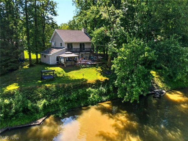 555 W River View Drive , Austinburg, OH 44010