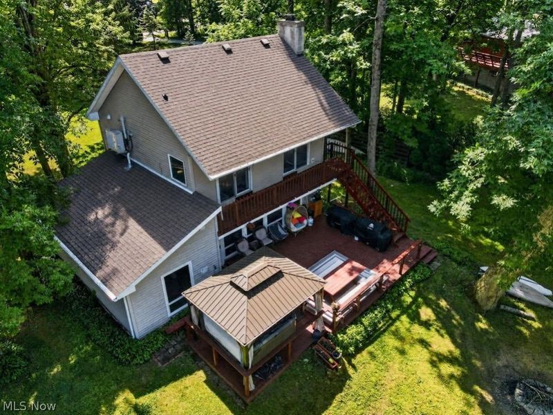 555 W River View Drive, Austinburg, OH 44010 Photo 2