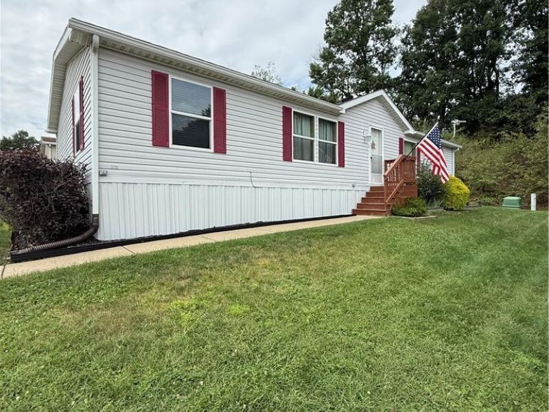 14980 Sprucevale Road, Unit 305, East Liverpool, OH 43920 Photo 1