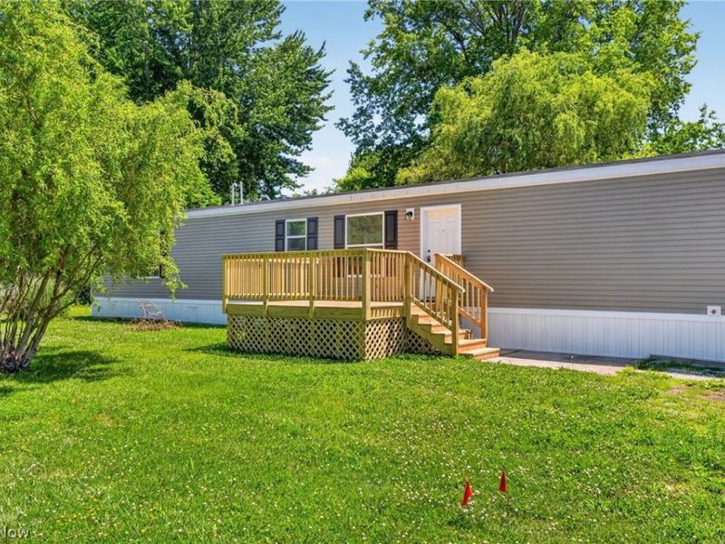 3583 Austin, Unit 12, Geneva, OH 44041 Photo 2