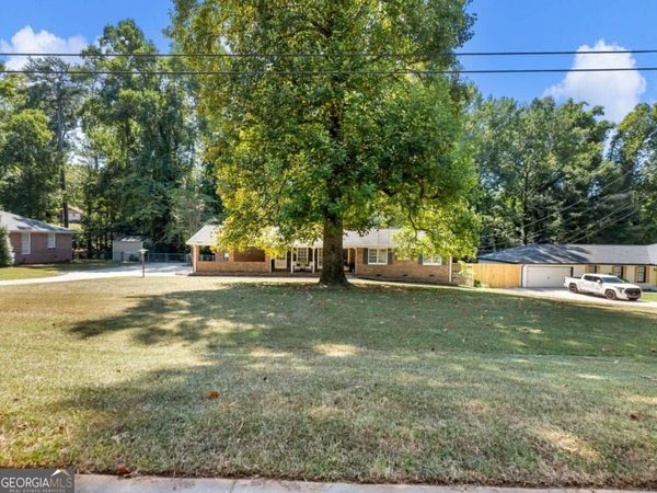 2065 Oak Road, Snellville, GA 30078