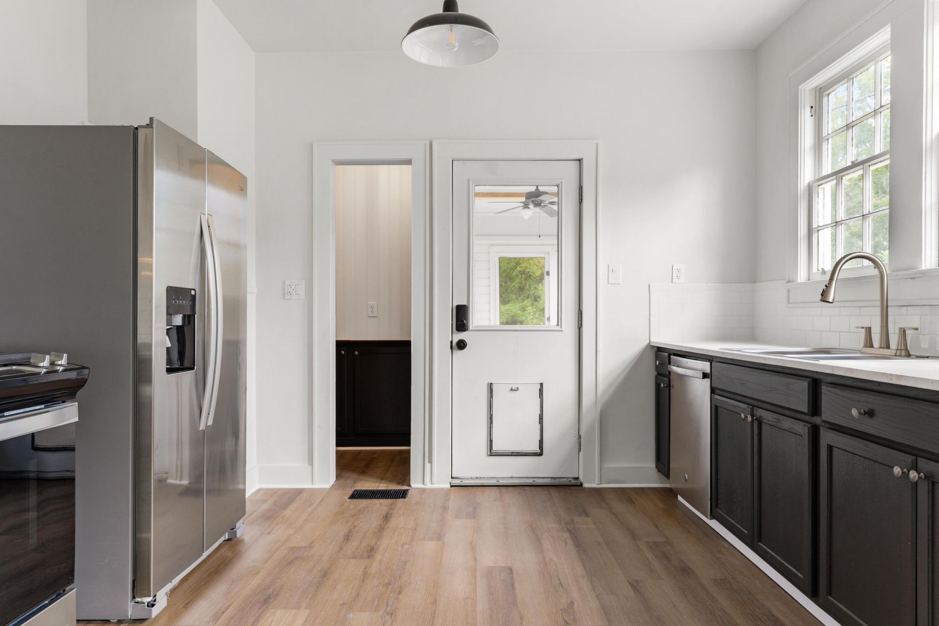 1046 Boulevard Street Photo 10