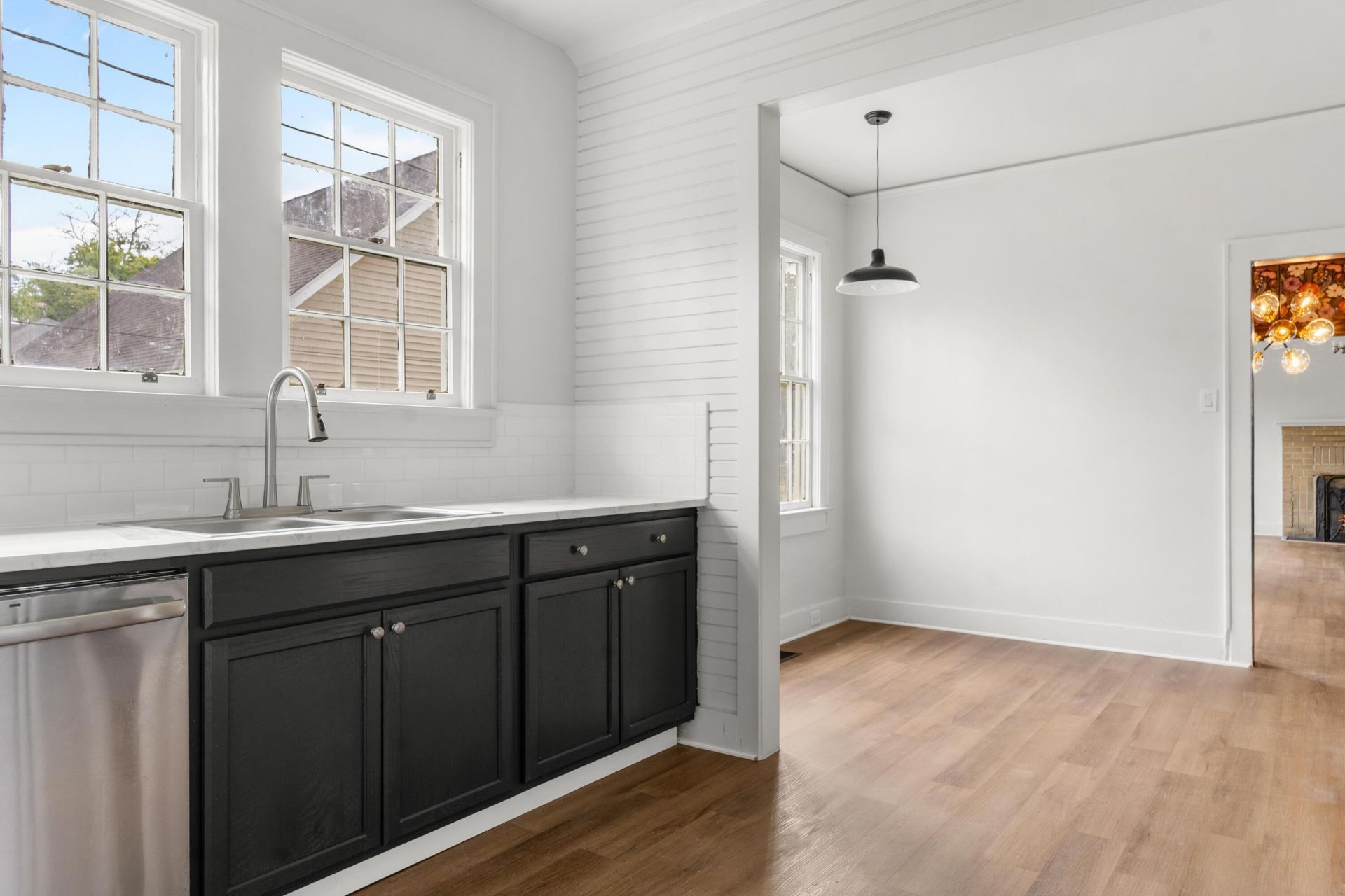 1046 Boulevard Street Photo 11