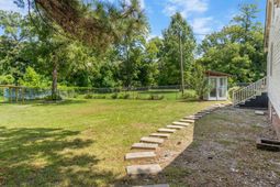 1046 Boulevard Street photo 4
