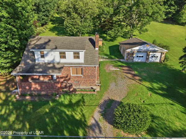 1457 Valley Road, Tamaqua, PA 18252