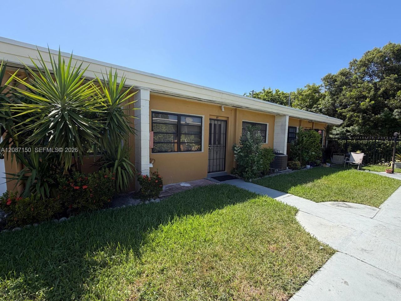 1845 Pembroke Rd, Unit 4-27, Hollywood, FL 33020 Photo
