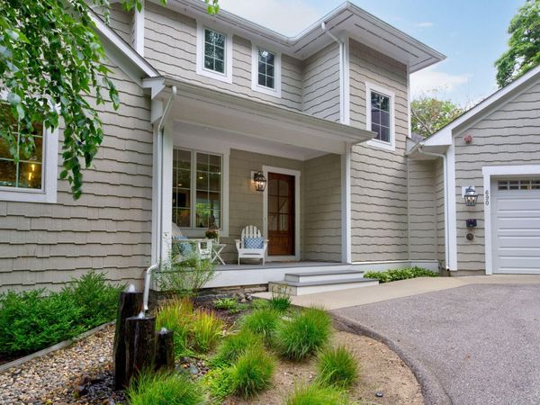 690 Dune Grass Circle Drive, Saugatuck, MI 49453