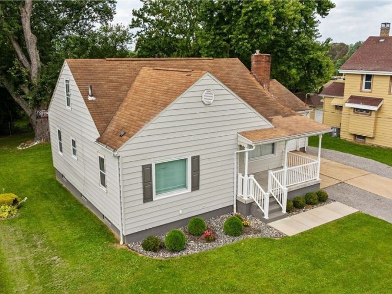 542 6th Street, Campbell, OH 44405 Photo 4