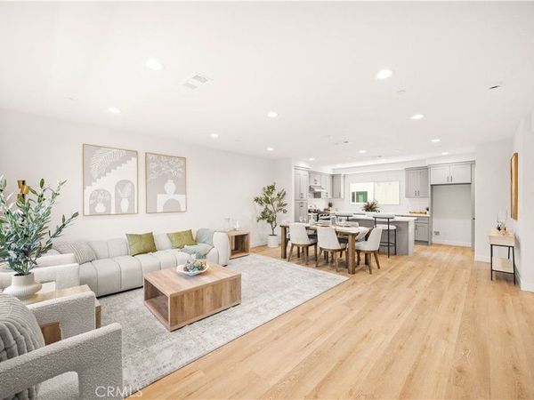 7692 9th Street, Unit 102, Buena Park, CA 90621