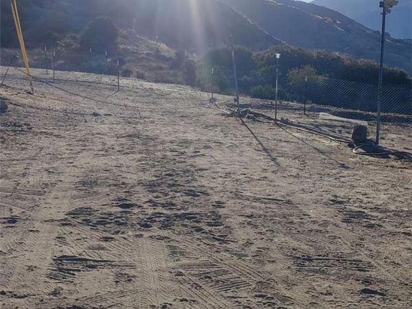 11111 Gastone Dr, Kagel Canyon, CA 91342
