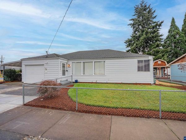 599 E St, Lebanon, OR 97355