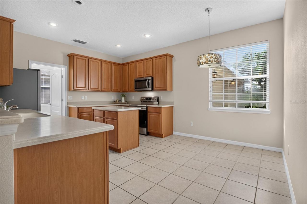 467 Osprey Lakes Circle, Chuluota, FL 32766 Photo
