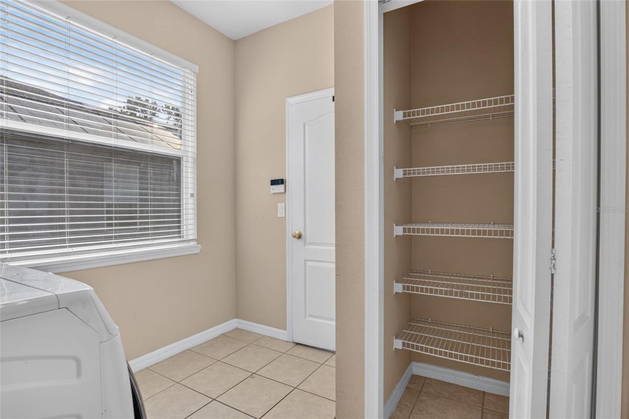 467 Osprey Lakes Circle, Chuluota, FL 32766 Photo