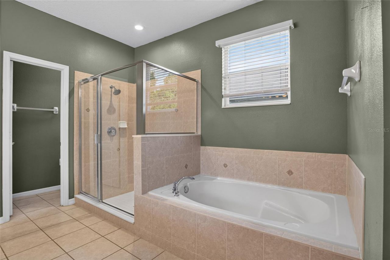 467 Osprey Lakes Circle, Chuluota, FL 32766 Photo