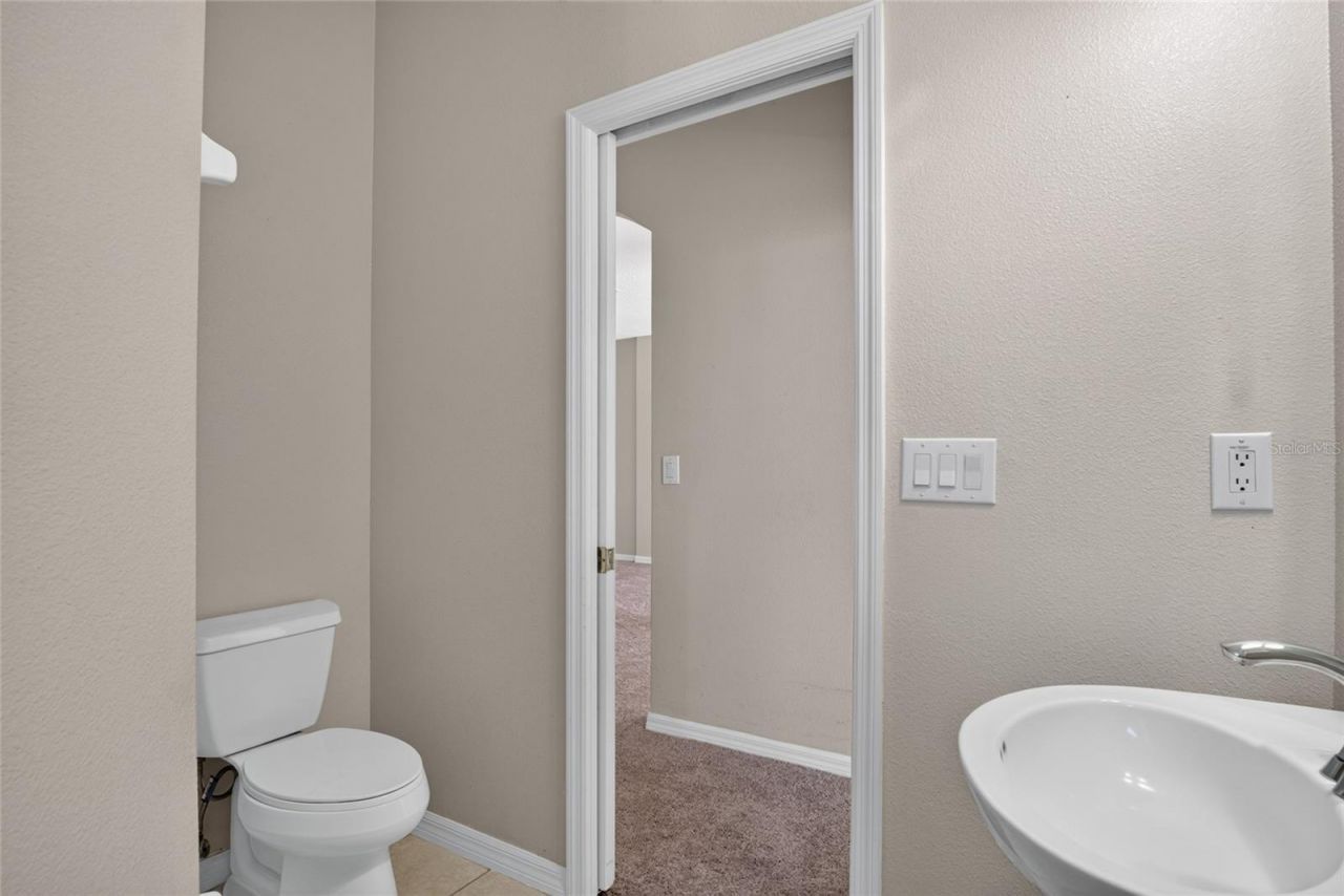 467 Osprey Lakes Circle, Chuluota, FL 32766 Photo