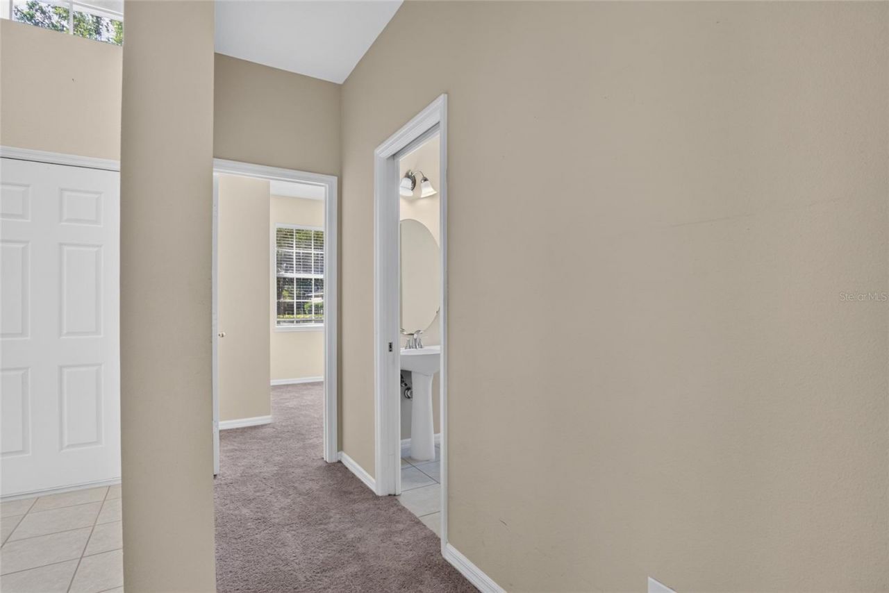 467 Osprey Lakes Circle, Chuluota, FL 32766 Photo