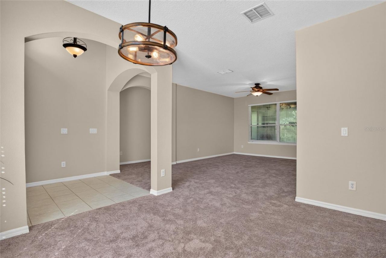 467 Osprey Lakes Circle, Chuluota, FL 32766 Photo