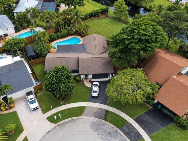 8764 SW 51st Court, Cooper City, FL 33328