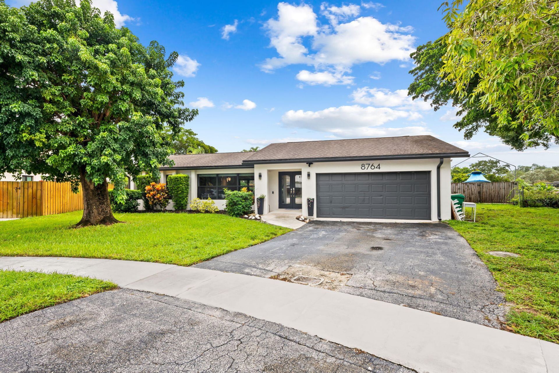8764 SW 51st Court, Cooper City, FL 33328 Photo
