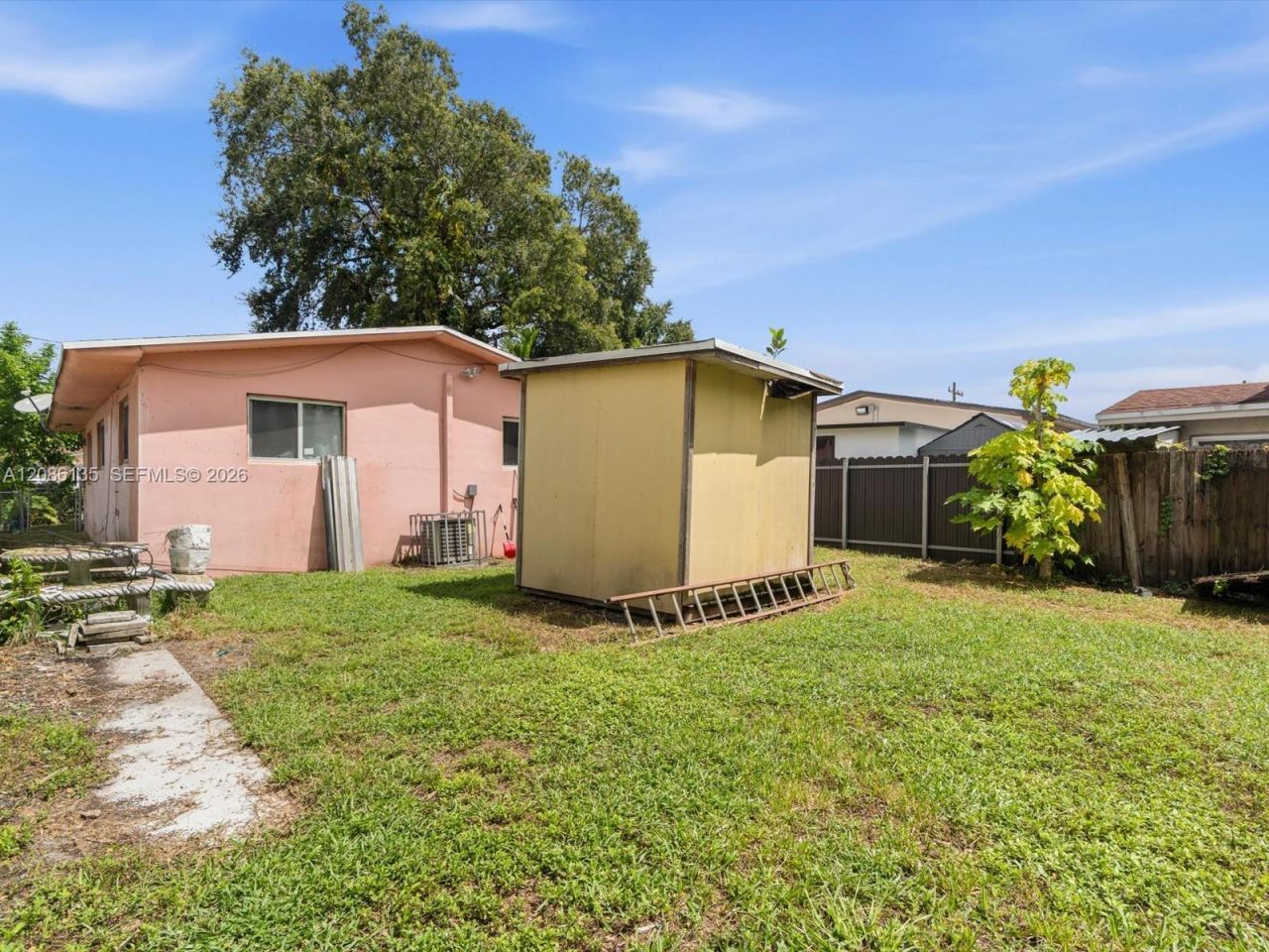 2118 NW 47th St, Miami, FL 33142 Photo