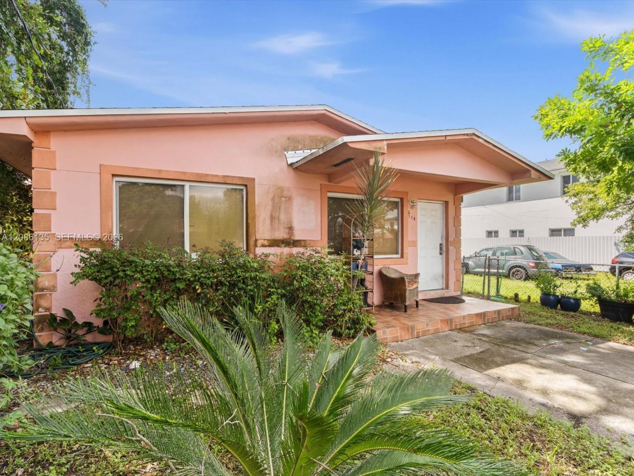 2118 NW 47th St, Miami, FL 33142 Photo