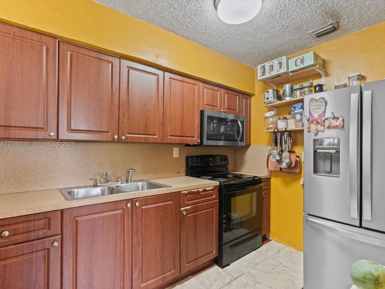 2118 NW 47th St, Miami, FL 33142 Photo