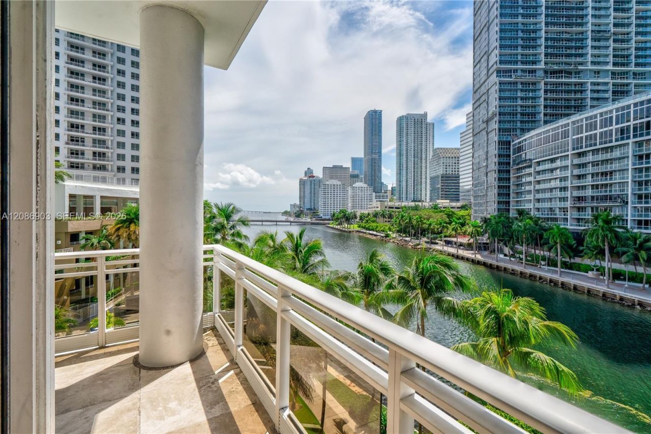 901 Brickell Key Blvd, Unit 504, Miami, FL 33131 Photo