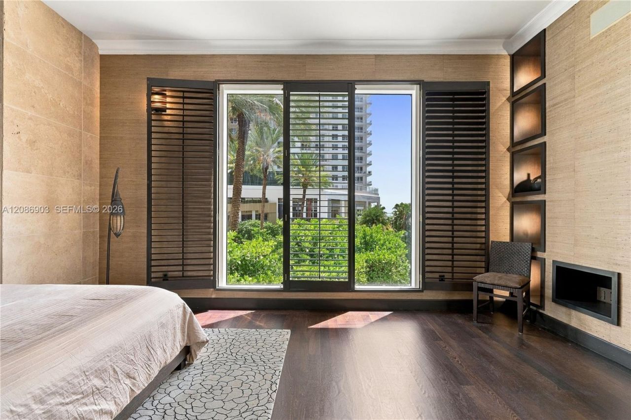 901 Brickell Key Blvd, Unit 504, Miami, FL 33131 Photo