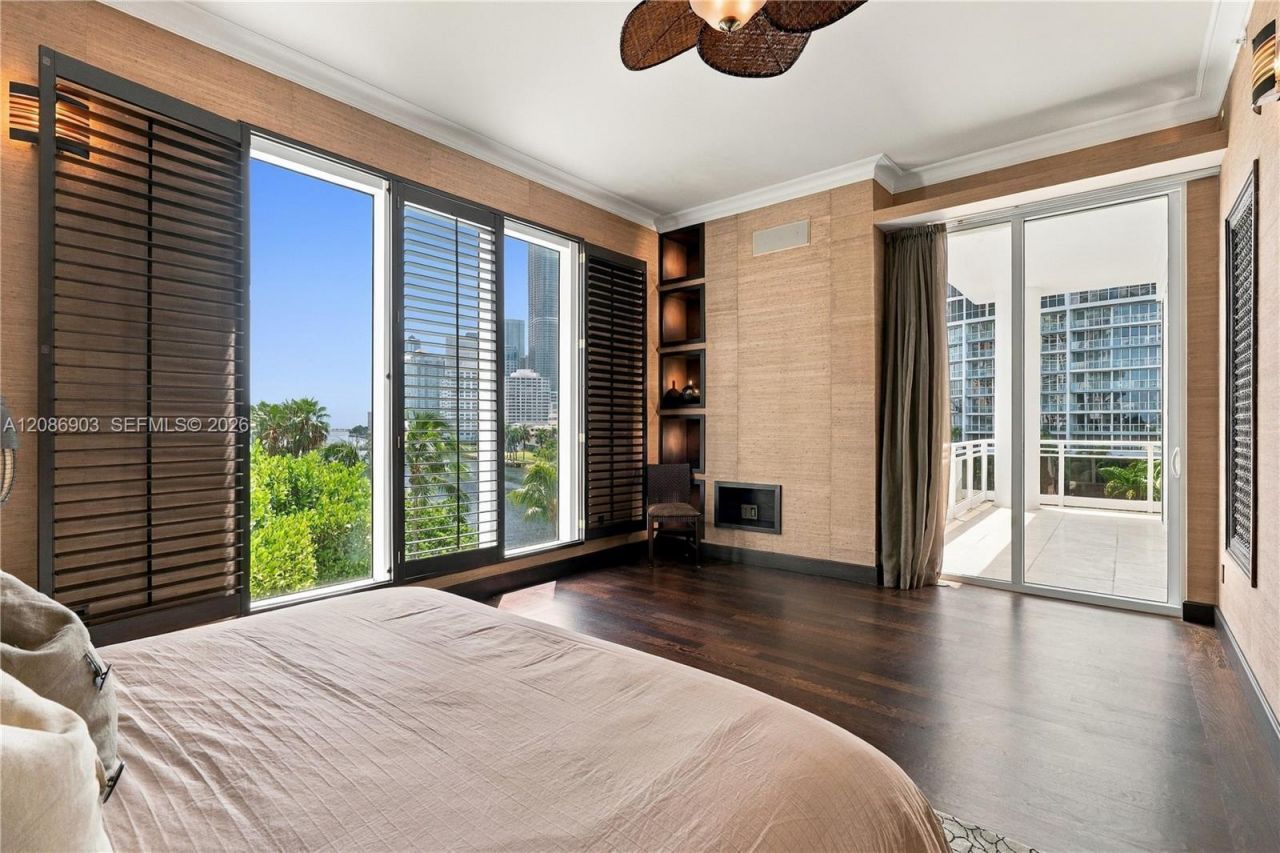 901 Brickell Key Blvd, Unit 504, Miami, FL 33131 Photo