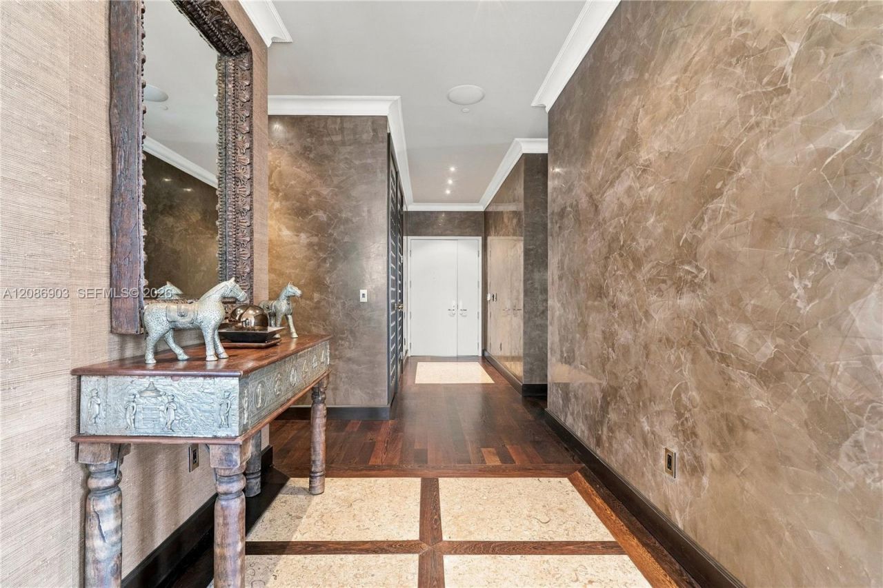 901 Brickell Key Blvd, Unit 504, Miami, FL 33131 Photo