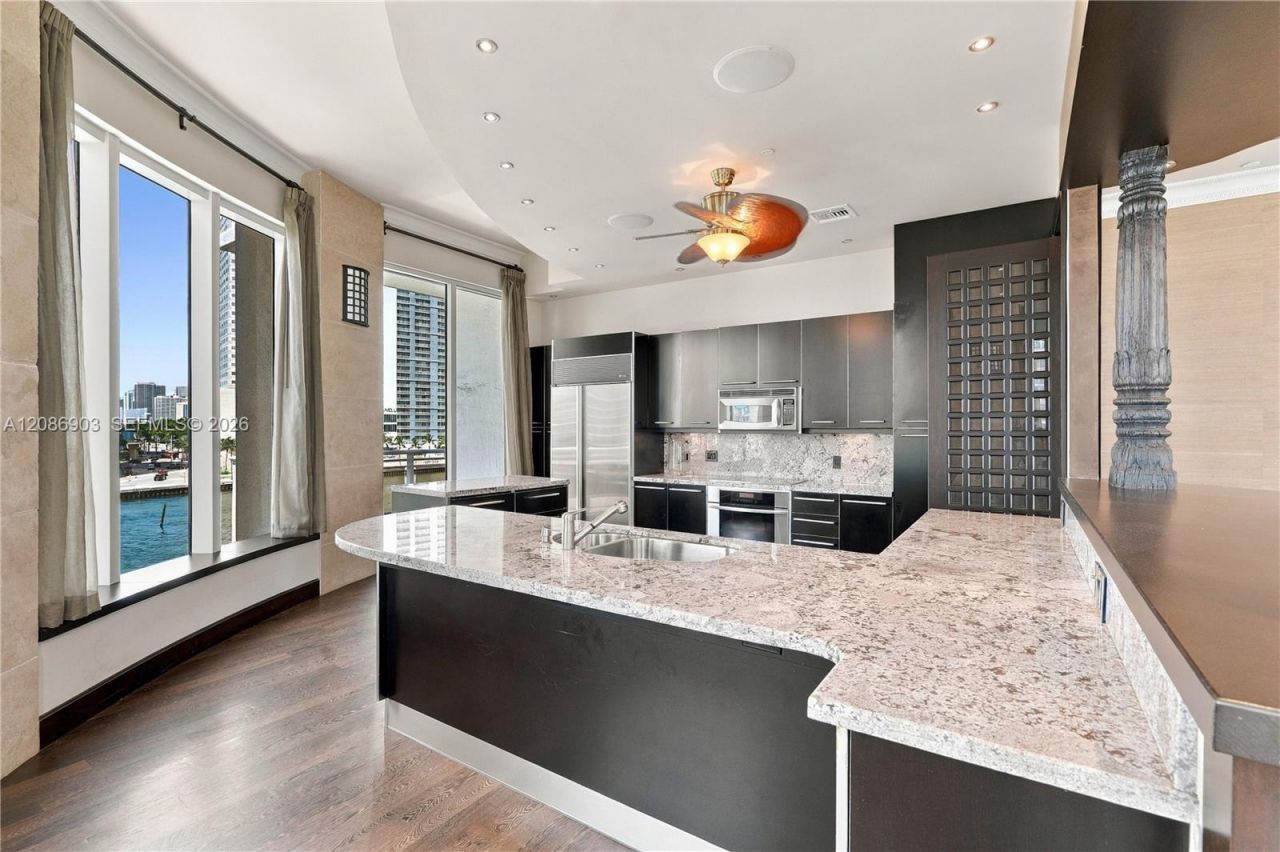 901 Brickell Key Blvd, Unit 504, Miami, FL 33131 Photo