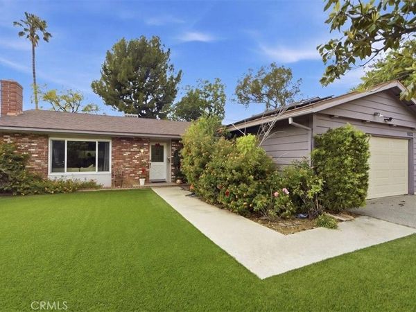9533 Frankirst, North Hills, CA 91343