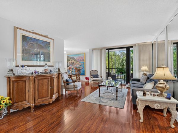 7786 Lakeside Boulevard, Unit 634, Boca Raton, FL 33434