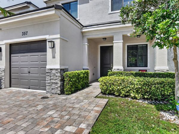 357 NW 36th Avenue, Pompano Beach, FL 33069